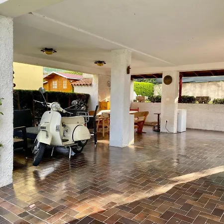 Residenza Palmira Bardolino Apartment Calmasino